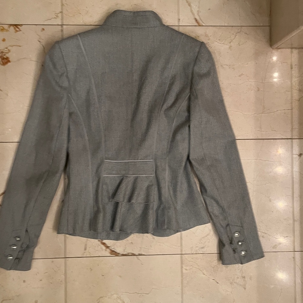 White House Black Market Gray Ruffled Blazer - Picture 5 of 8